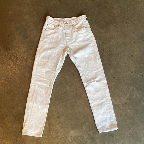Levi's White Straight Leg Jeans Timeless Design - Picture 9 of 14